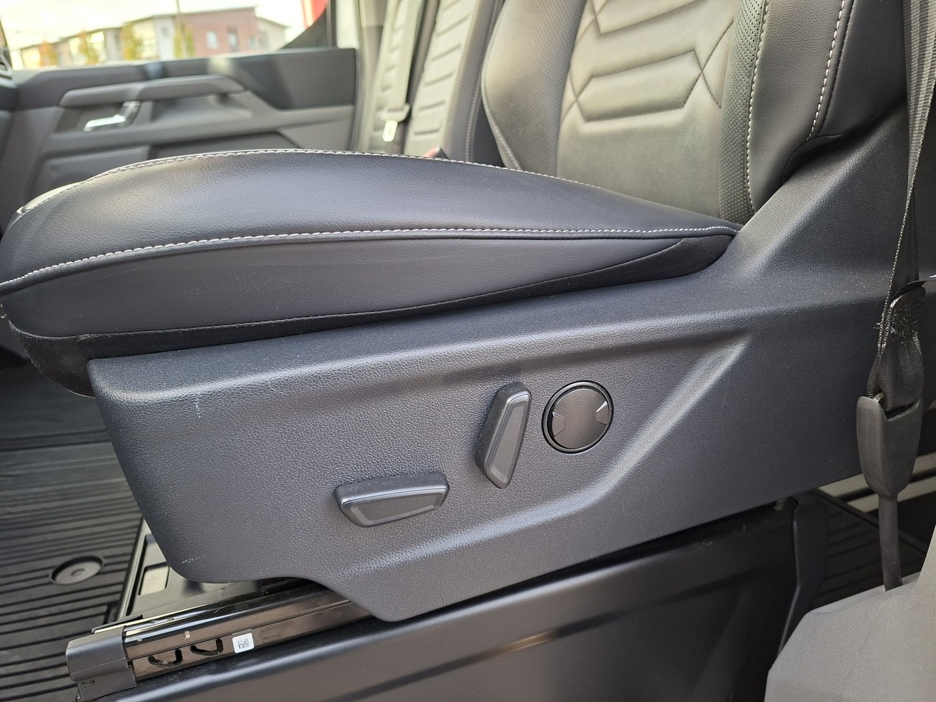 Ford Tourneo Custom vaihtoauto