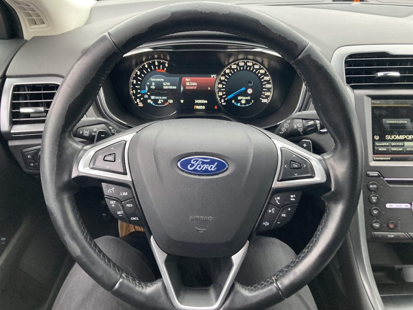 Ford Mondeo vaihtoauto
