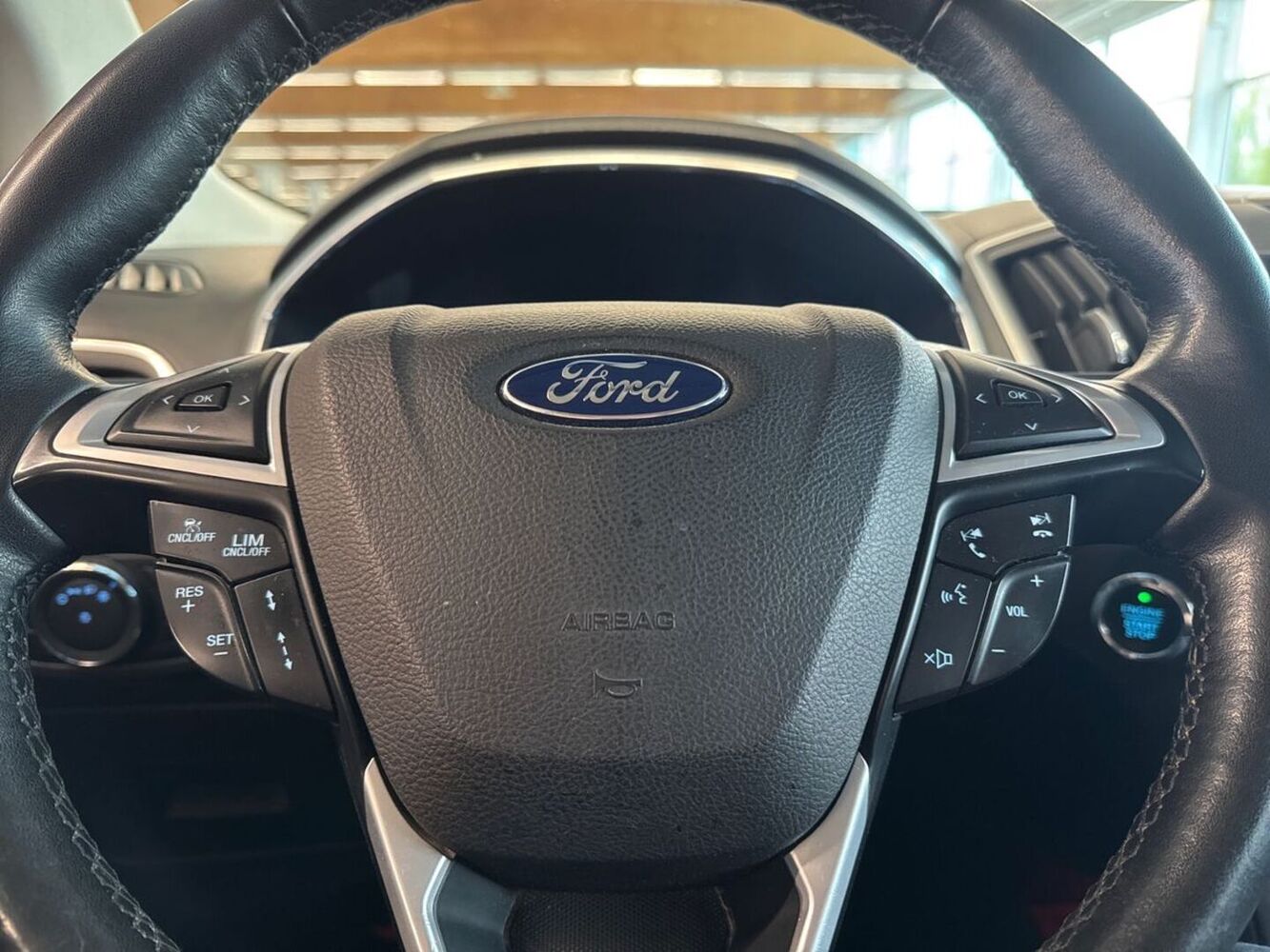 Ford Edge vaihtoauto