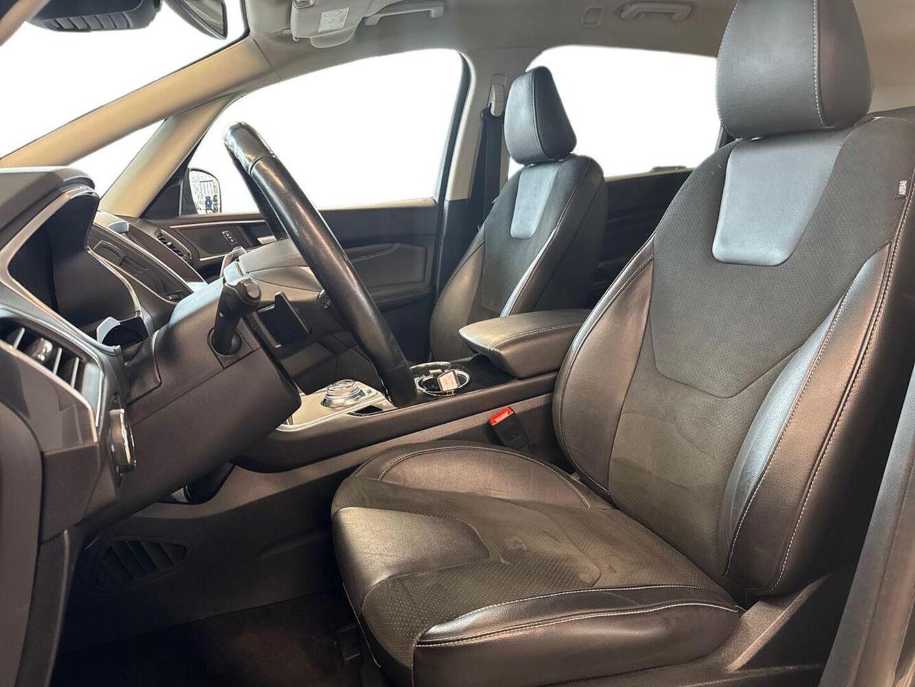 Ford S-MAX vaihtoauto