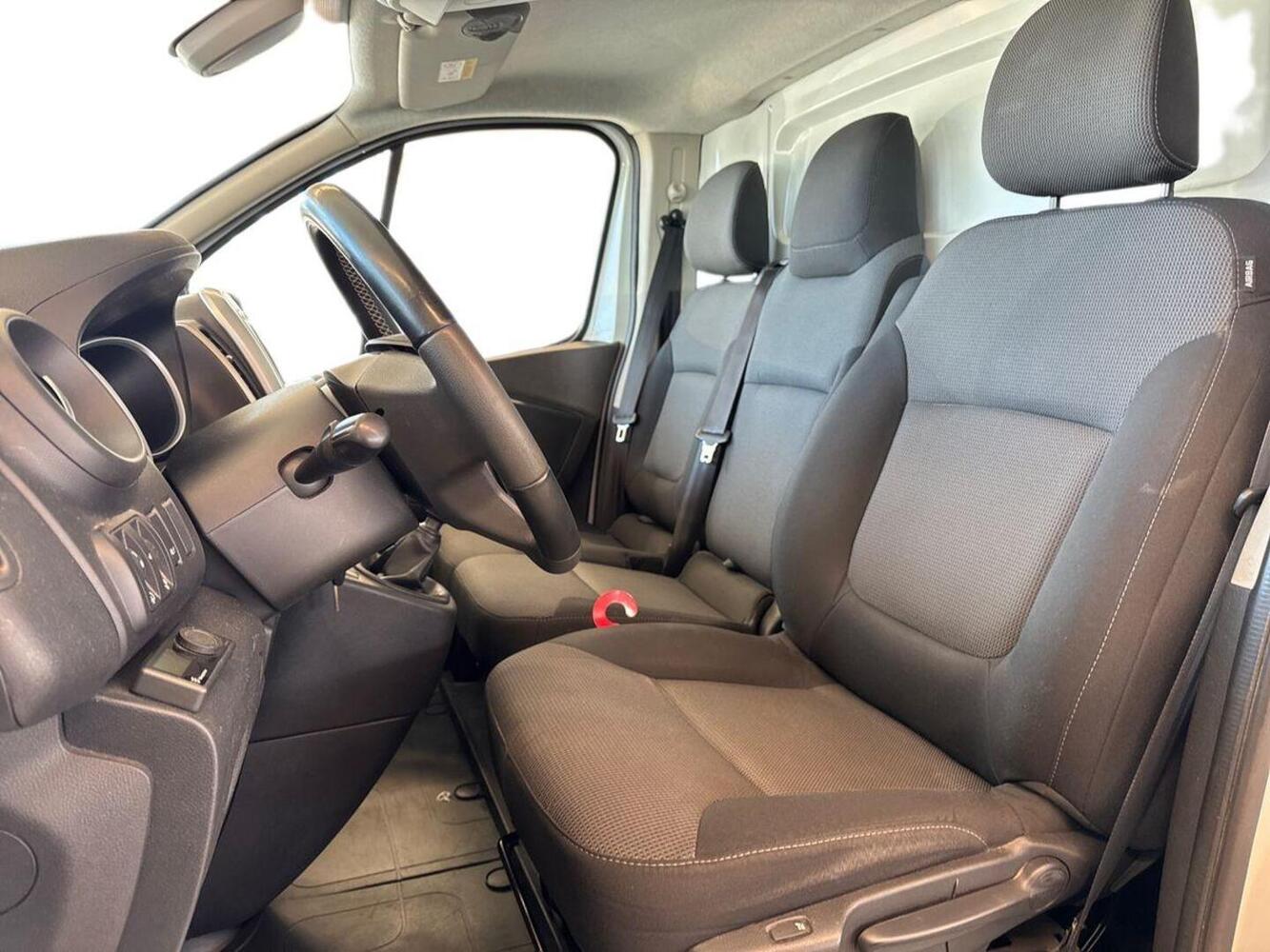 Renault Trafic vaihtoauto