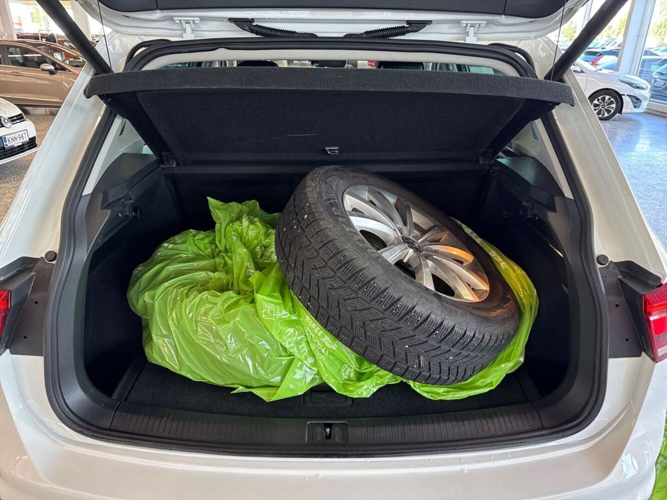Volkswagen Tiguan vaihtoauto