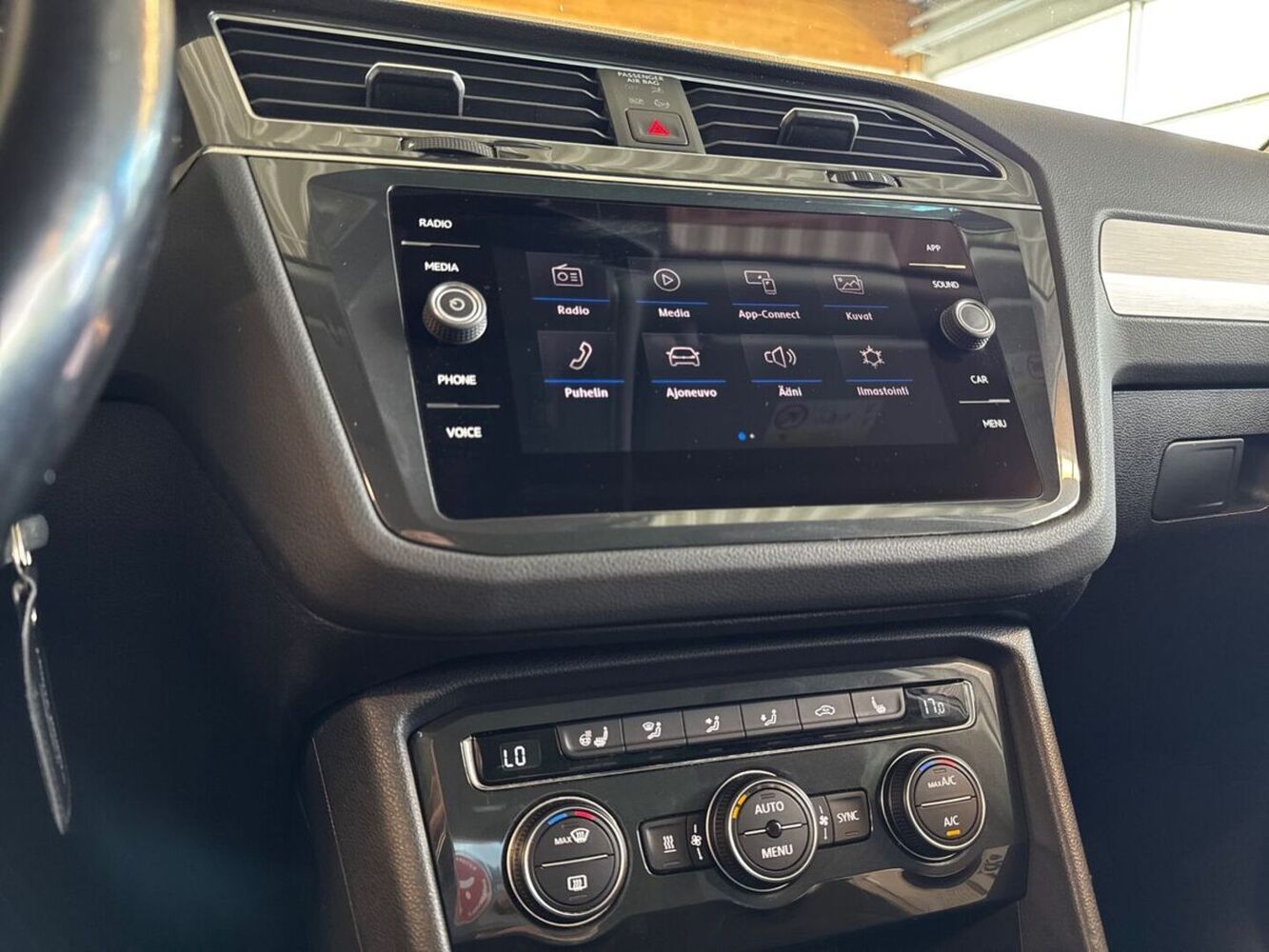 Volkswagen Tiguan vaihtoauto