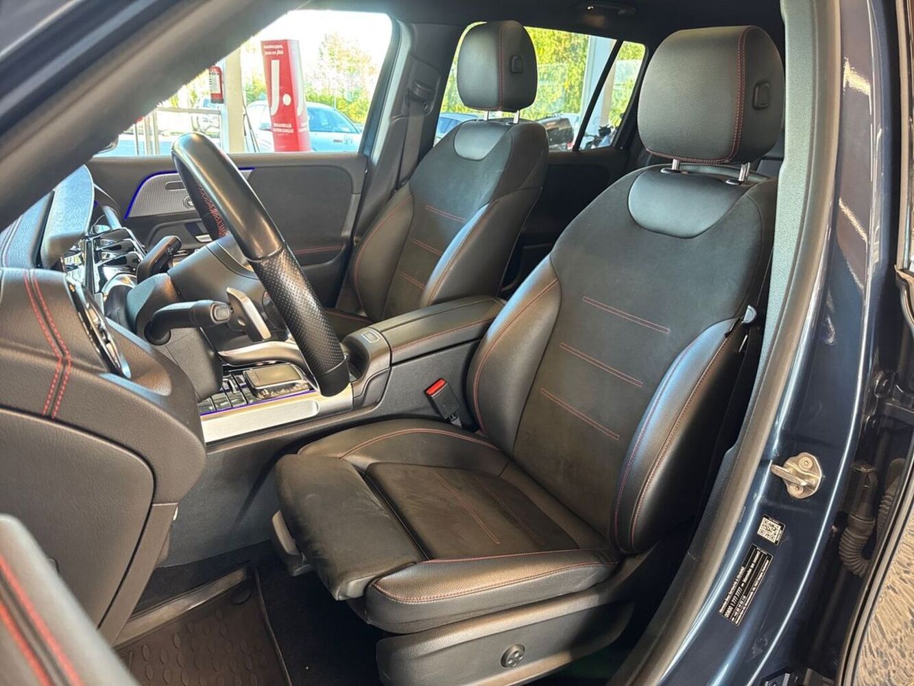 Mercedes-Benz EQB vaihtoauto