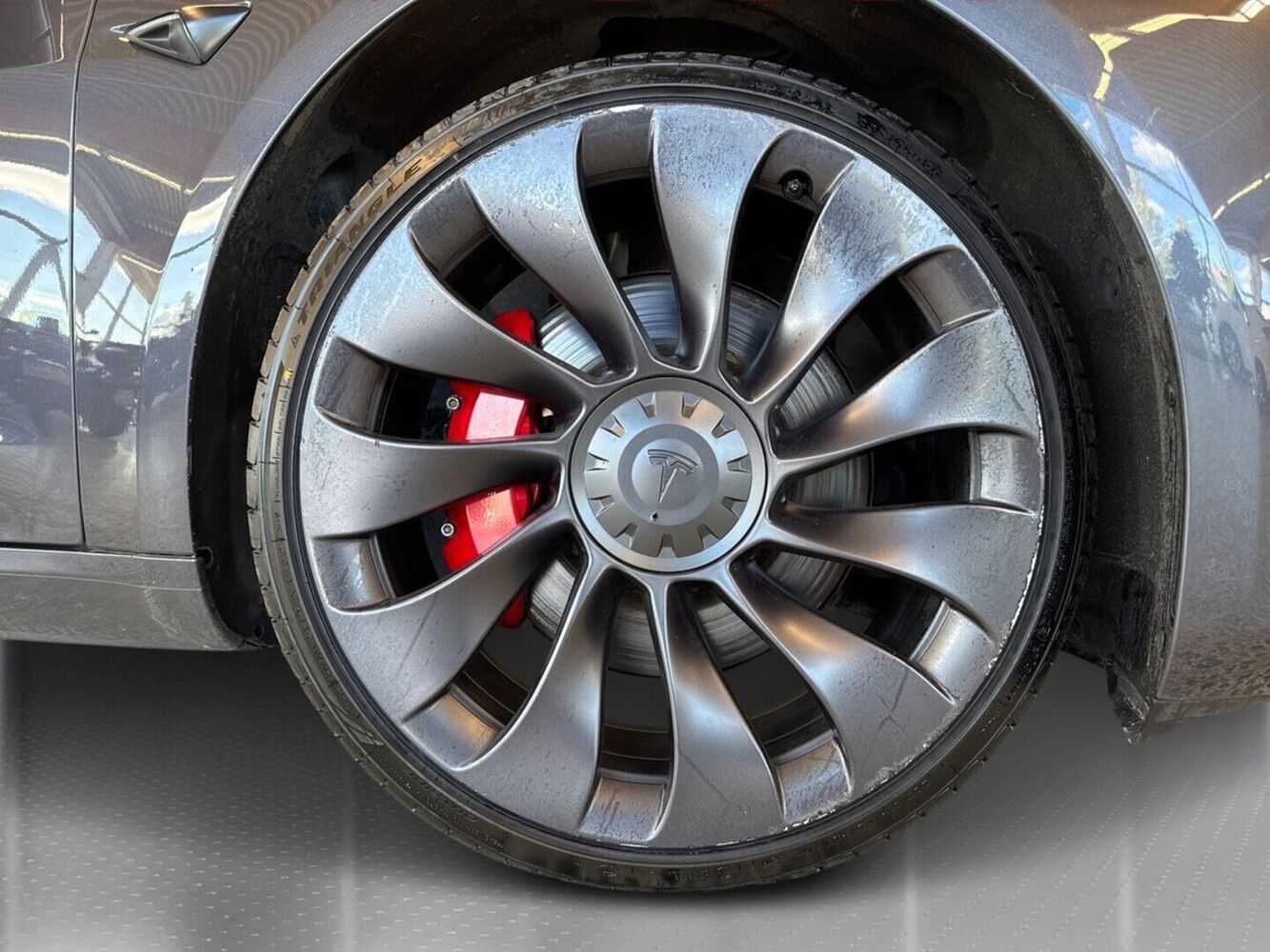 Tesla Model 3 vaihtoauto