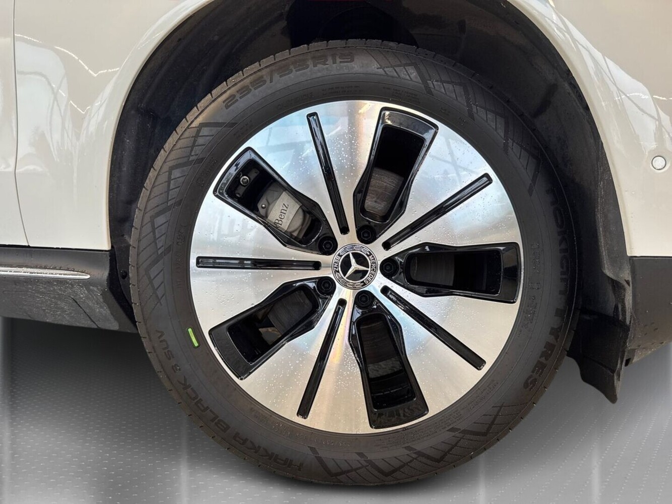Mercedes-Benz EQC vaihtoauto