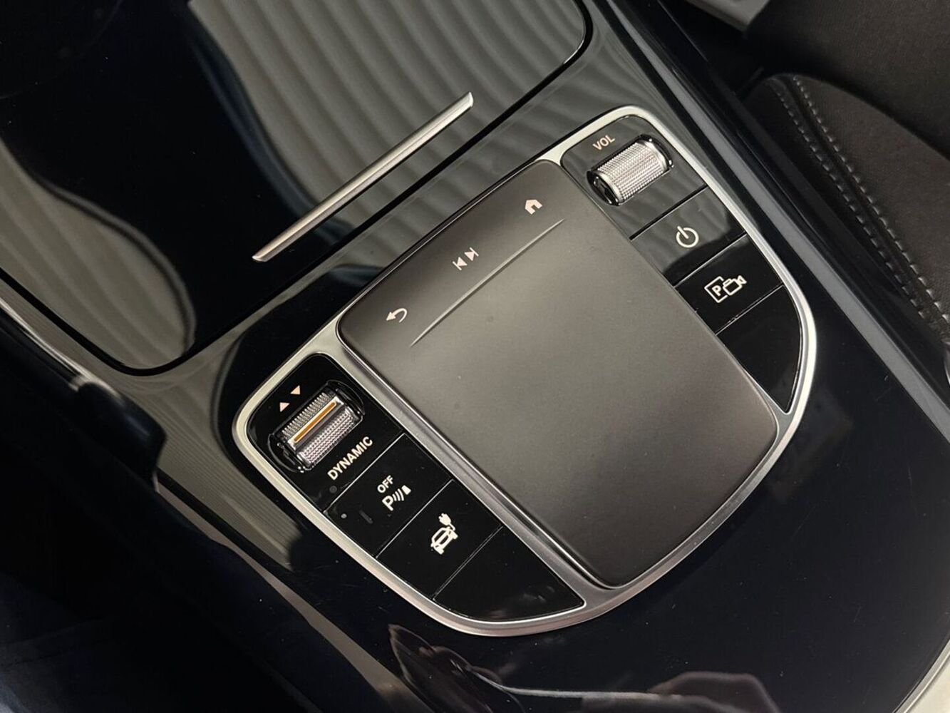 Mercedes-Benz EQC vaihtoauto