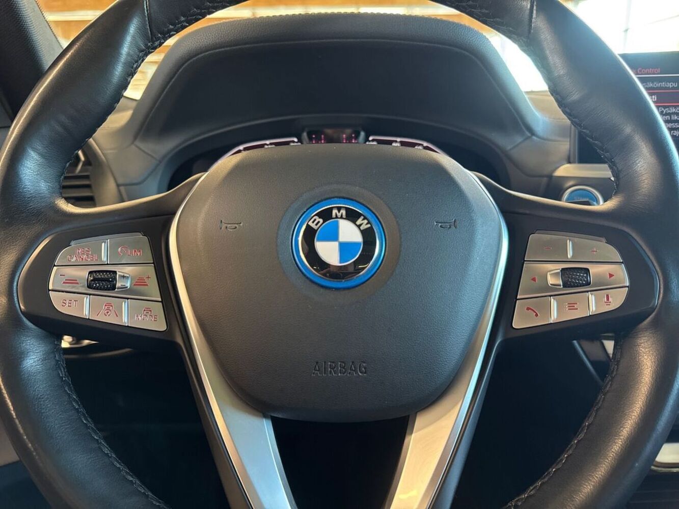 BMW iX3 vaihtoauto