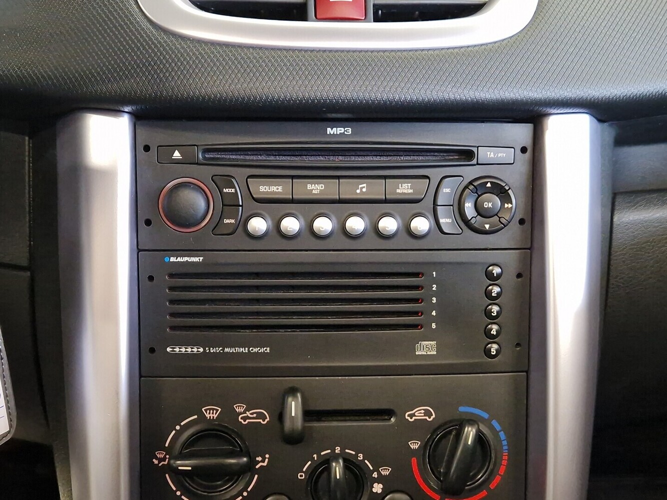 Peugeot 207 vaihtoauto