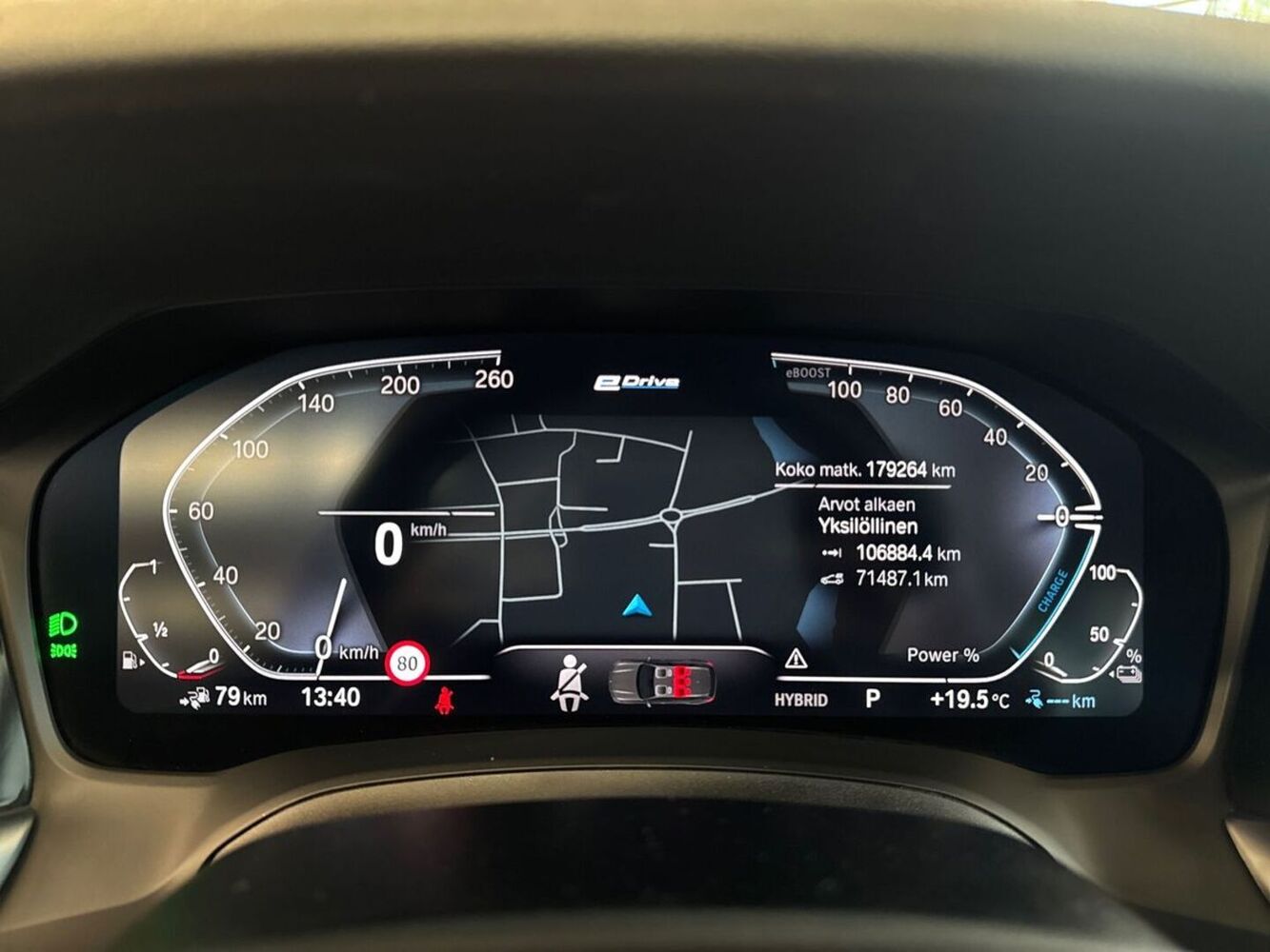 BMW 330 vaihtoauto