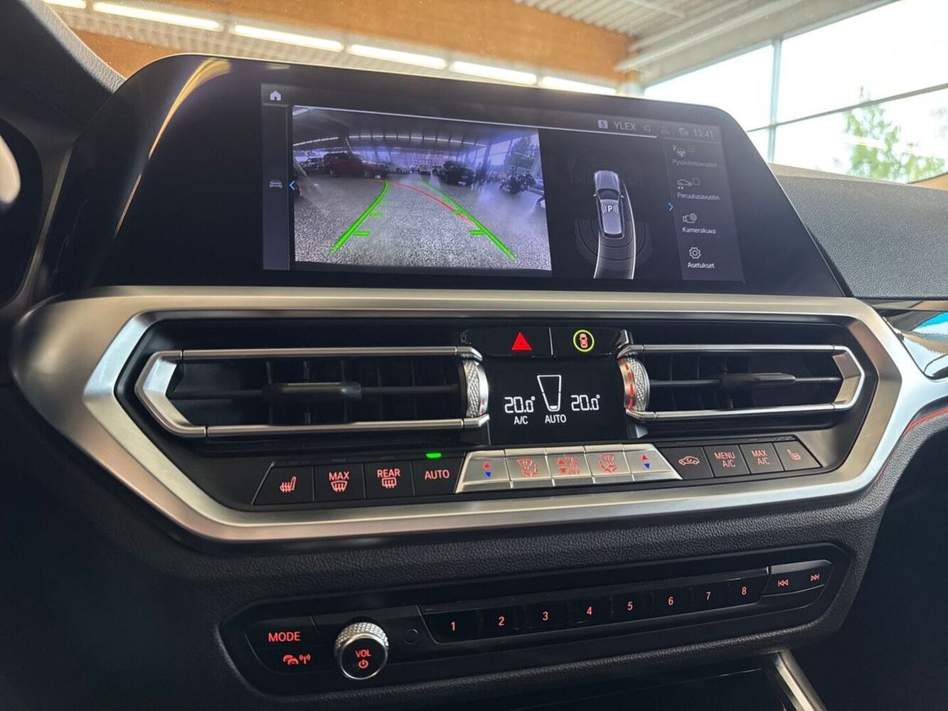 BMW 330 vaihtoauto