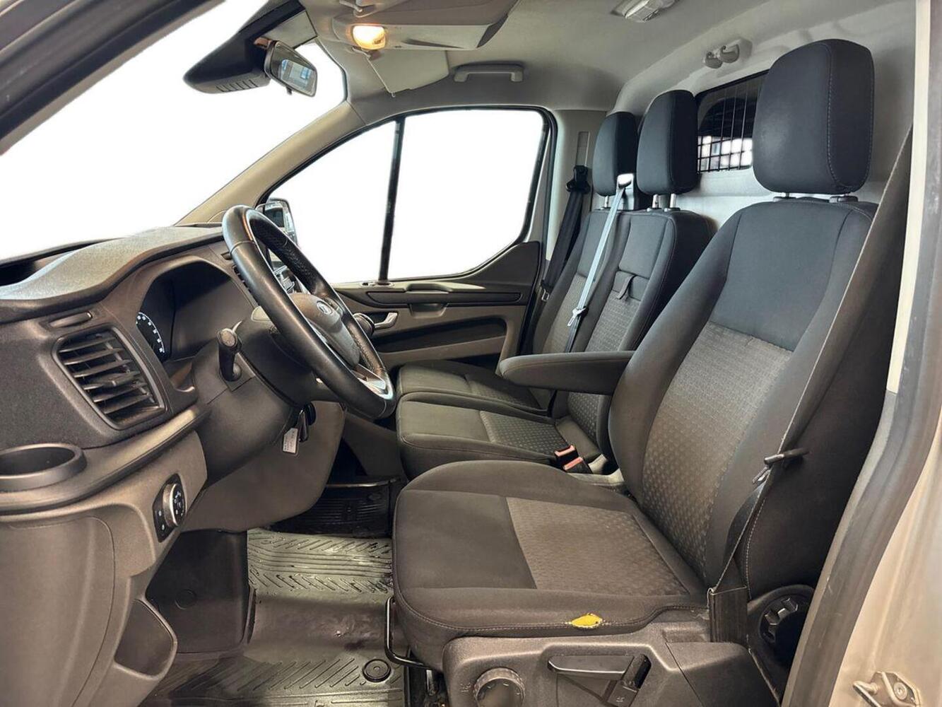 Ford Transit Custom vaihtoauto