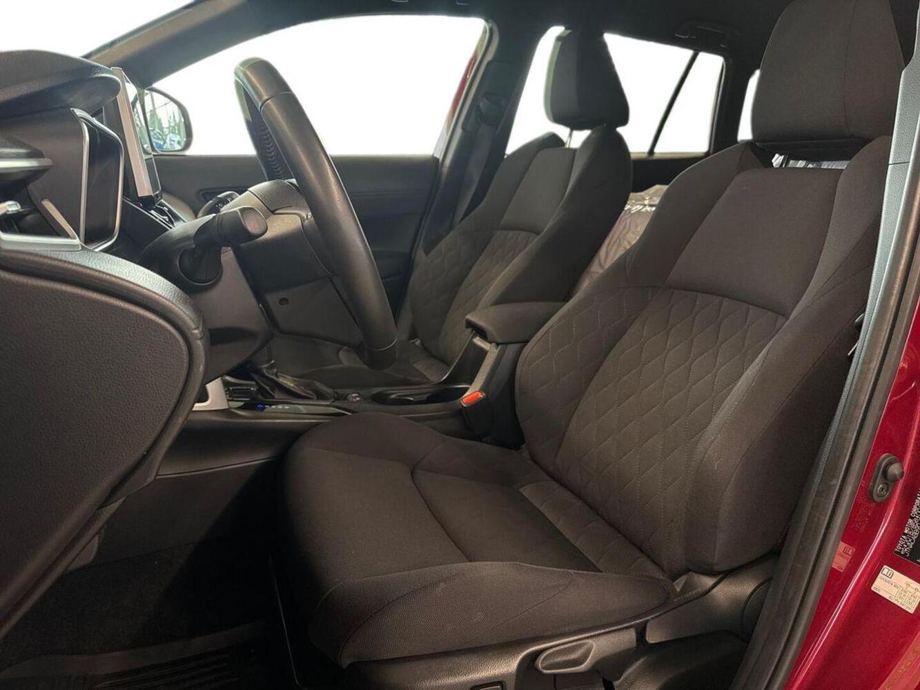 Toyota Corolla Cross vaihtoauto