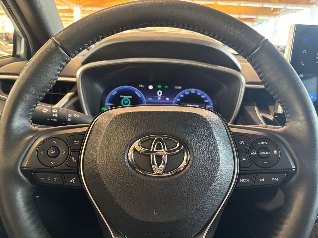Toyota Corolla Cross vaihtoauto