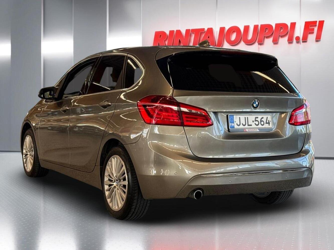 BMW 218 vaihtoauto