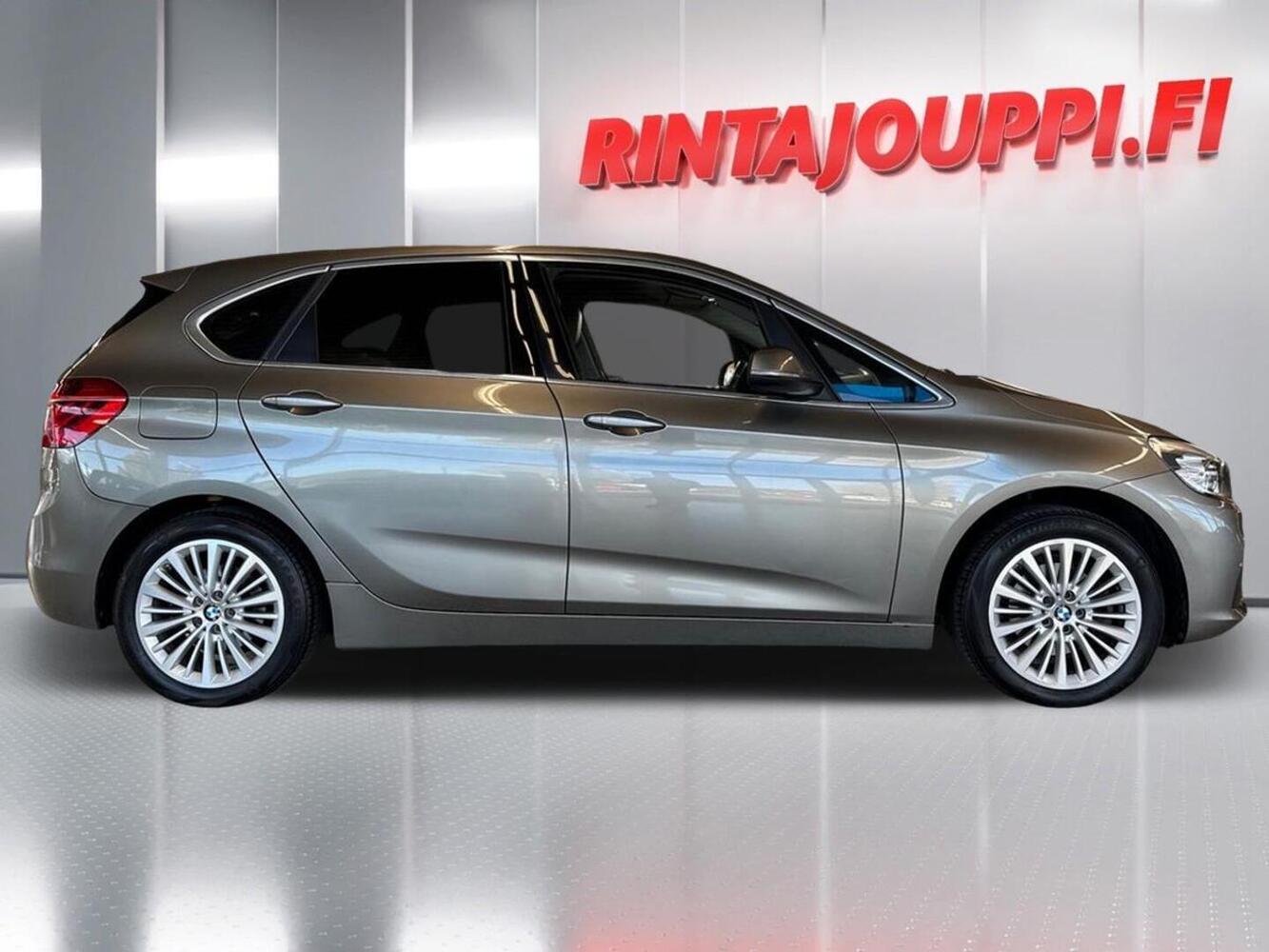 BMW 218 vaihtoauto