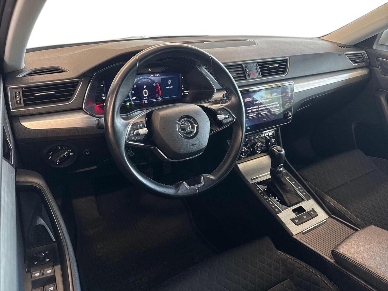 Skoda Superb vaihtoauto