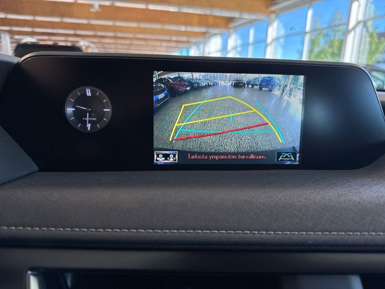 Lexus UX vaihtoauto