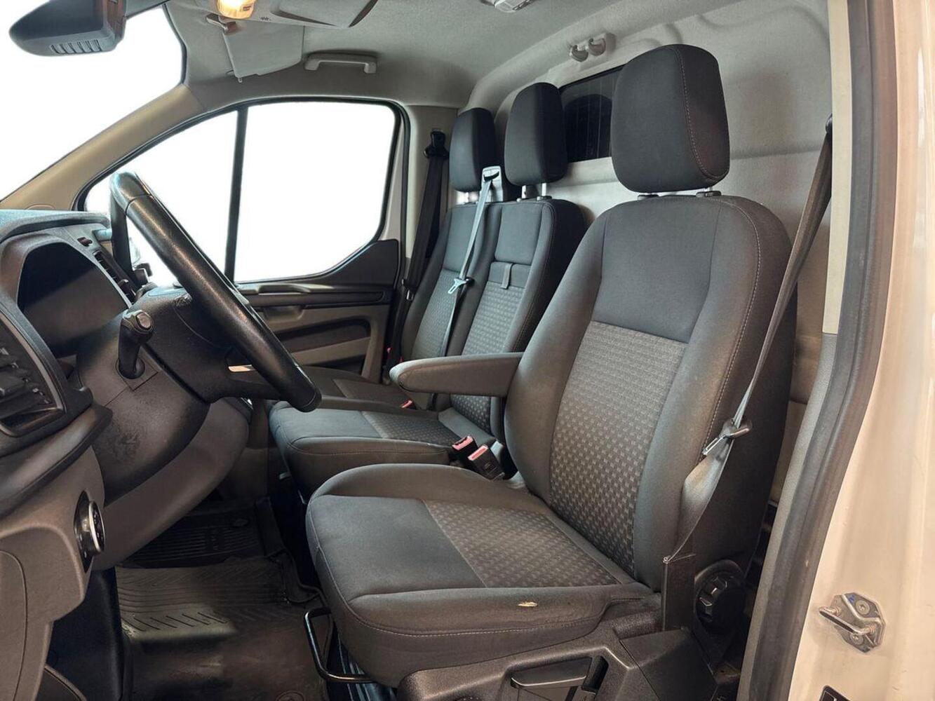 Ford Transit Custom vaihtoauto