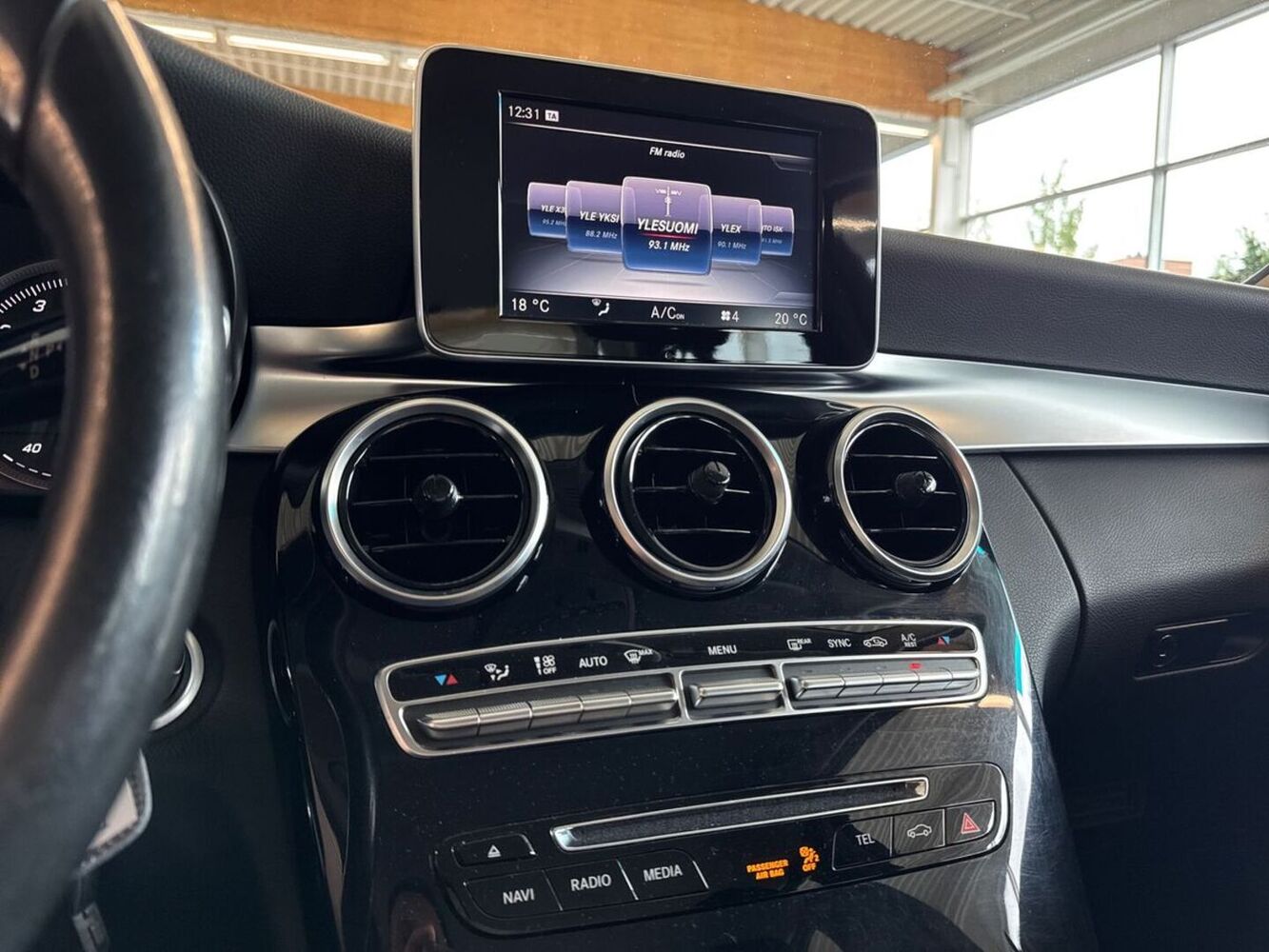Mercedes-Benz C vaihtoauto