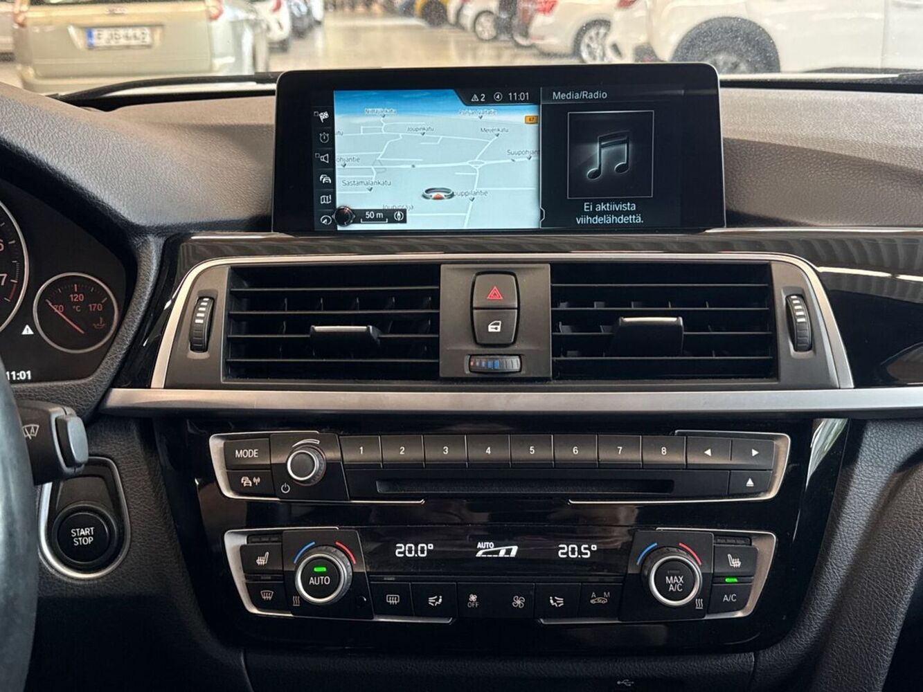 BMW 330 vaihtoauto