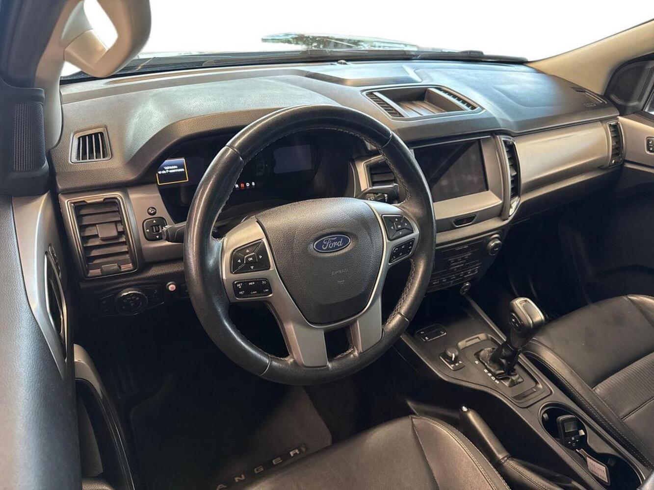 Ford Ranger vaihtoauto