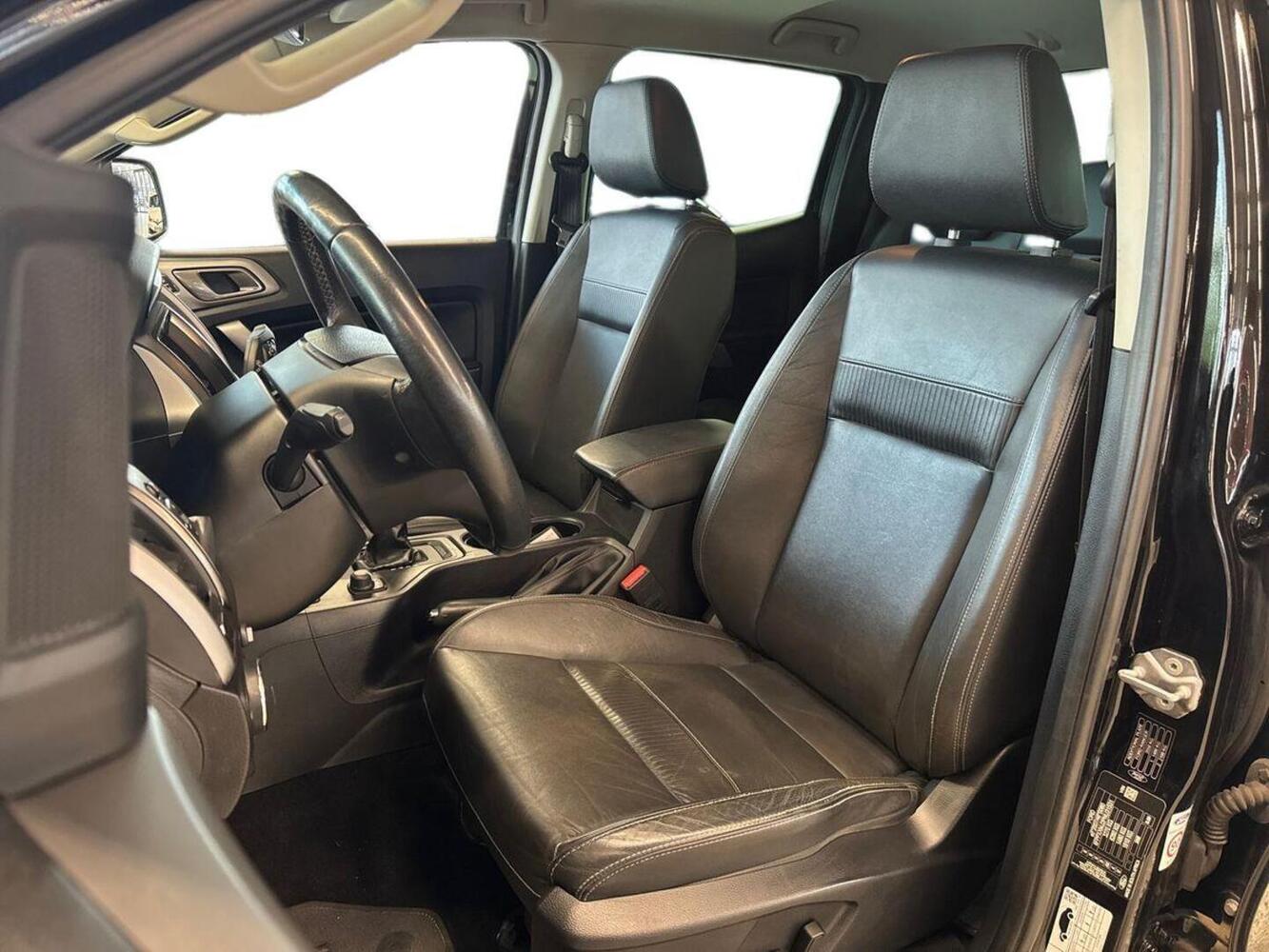 Ford Ranger vaihtoauto