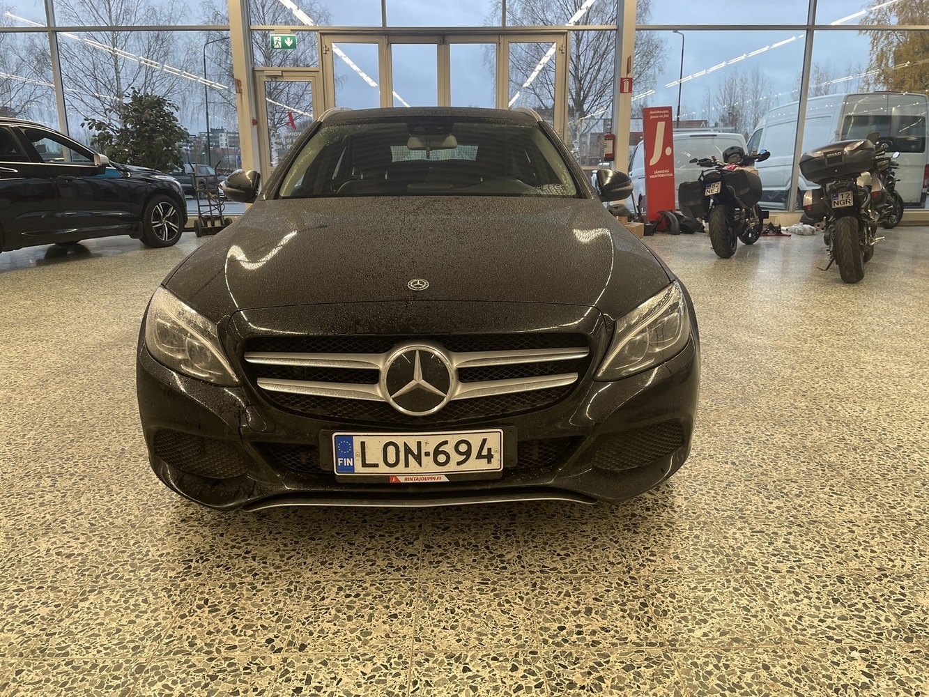 Mercedes-Benz C vaihtoauto