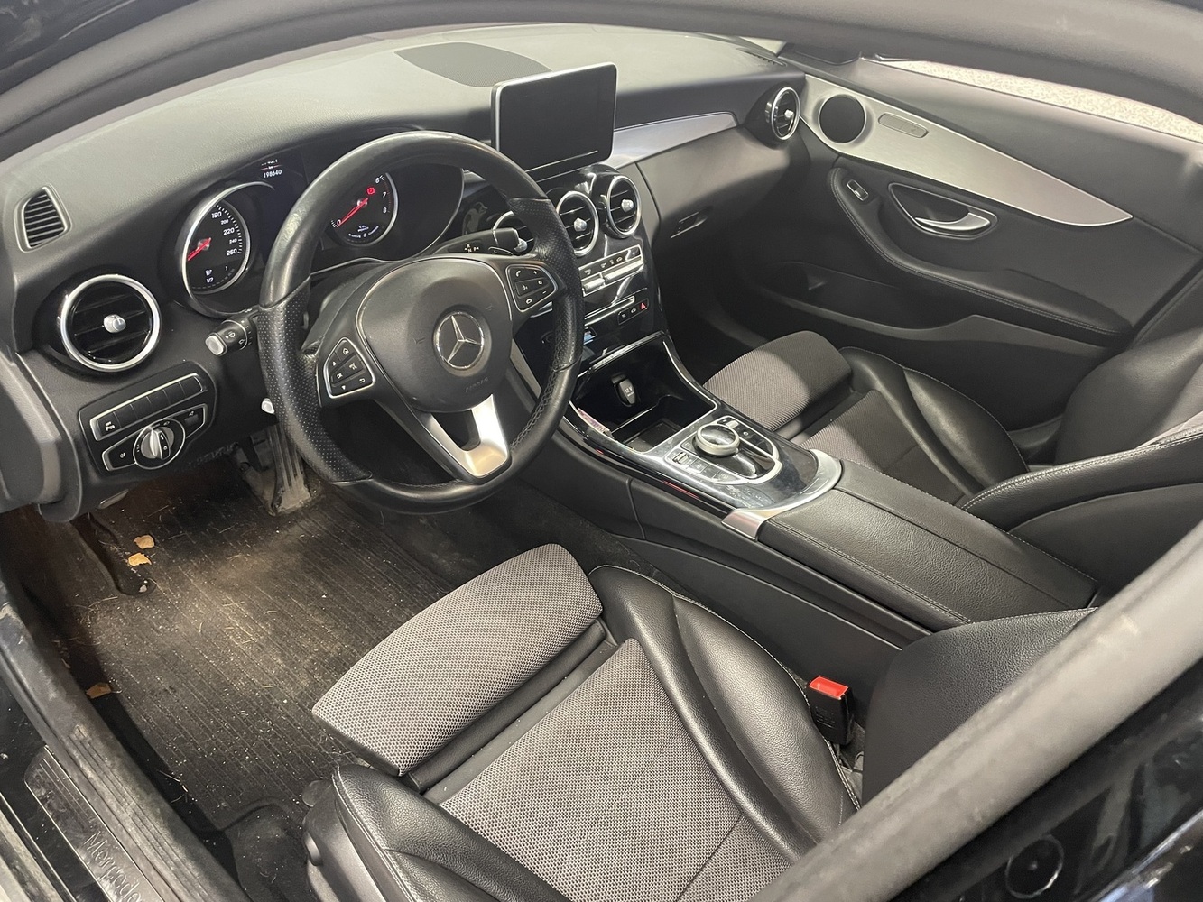 Mercedes-Benz C vaihtoauto