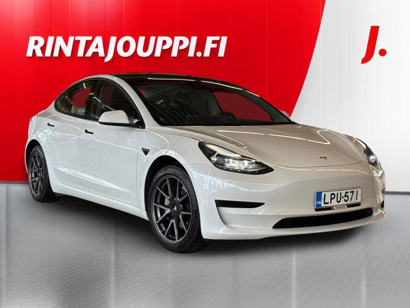 Tesla Model 3 vaihtoauto