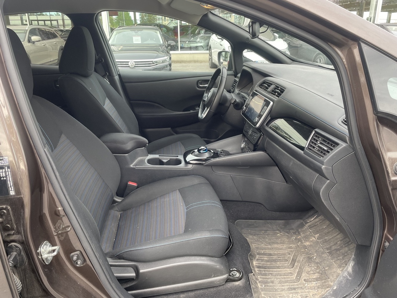 Nissan Leaf vaihtoauto