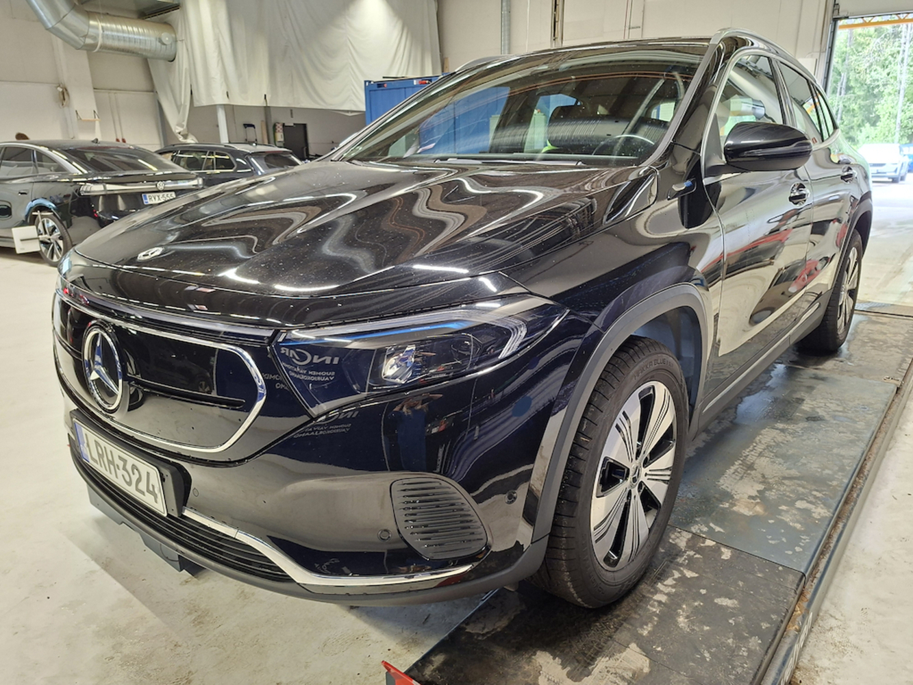 Mercedes-Benz EQA vaihtoauto