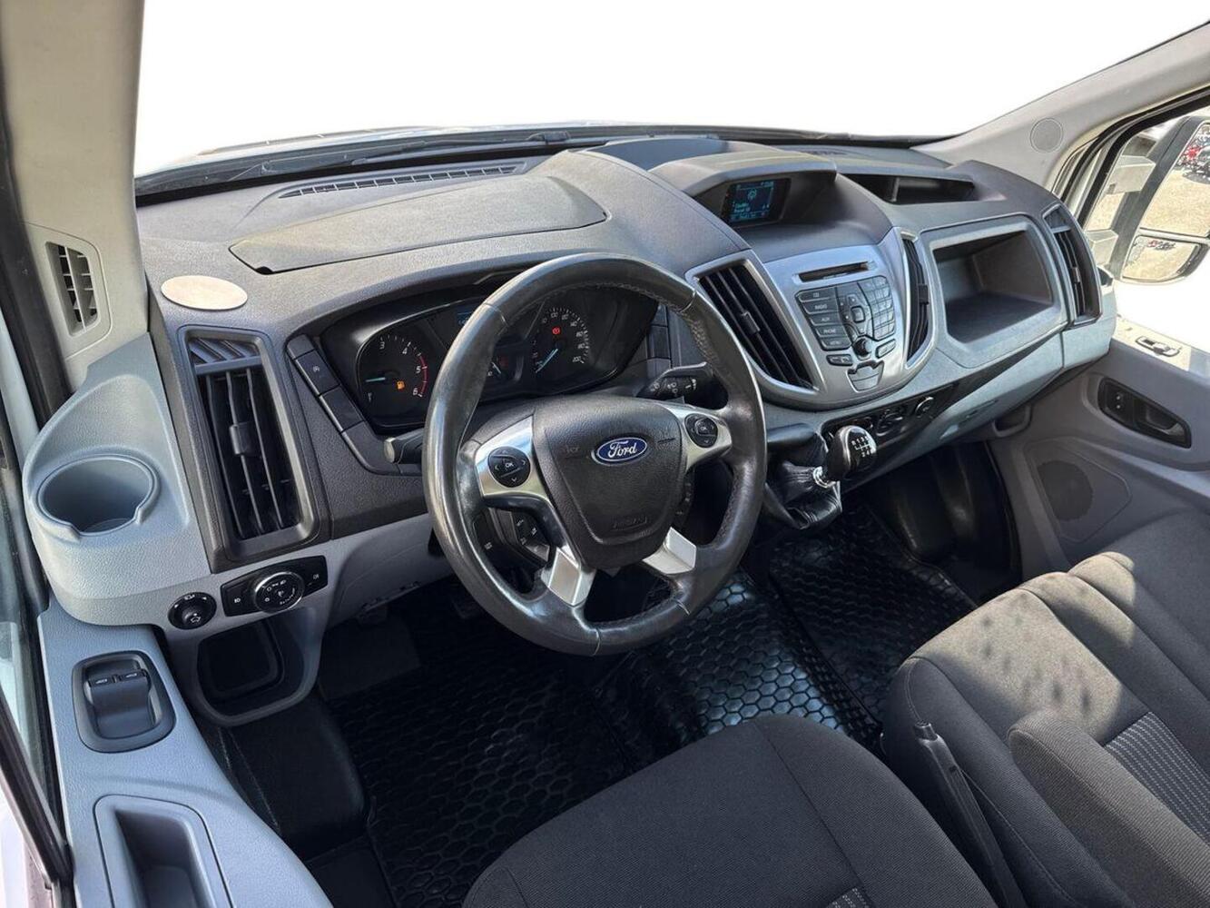 Ford Transit vaihtoauto