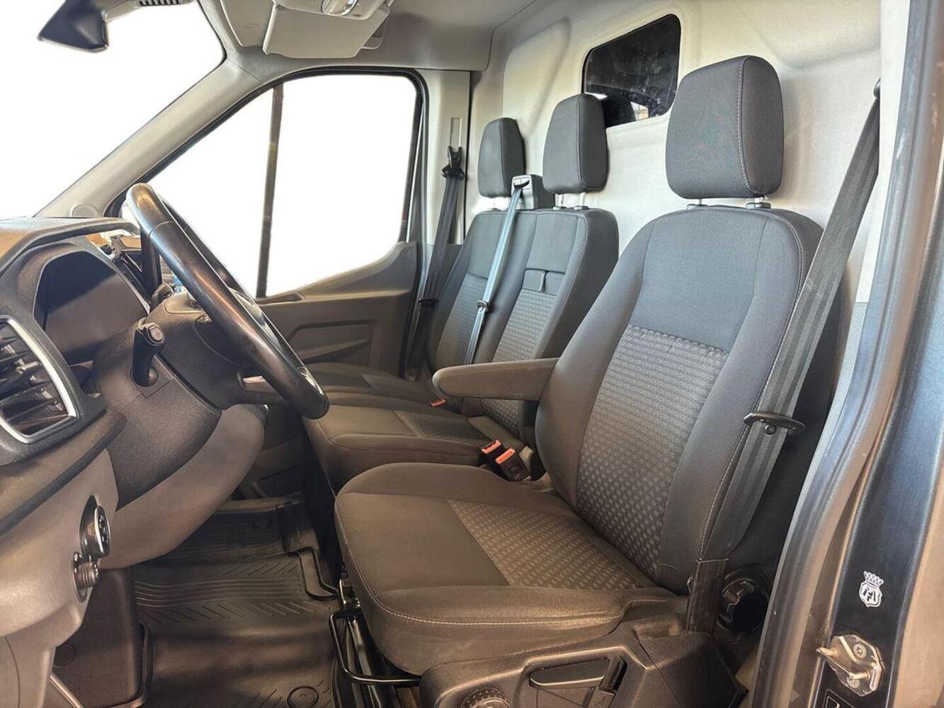 Ford Transit vaihtoauto
