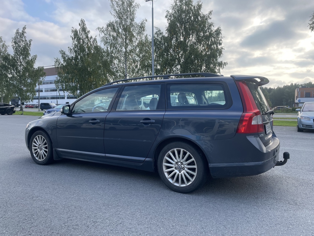 Volvo V70 vaihtoauto