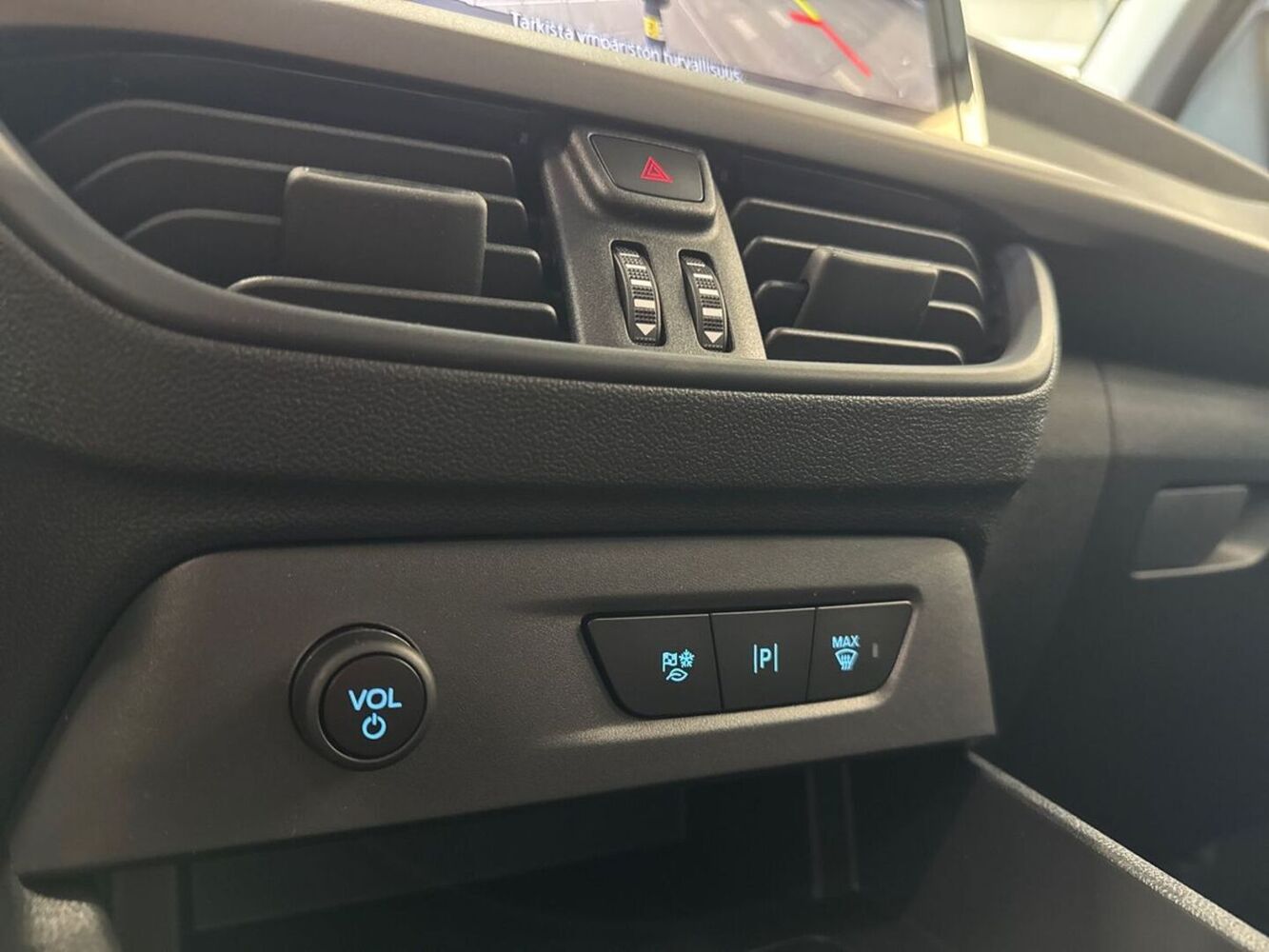 Ford Transit Courier vaihtoauto