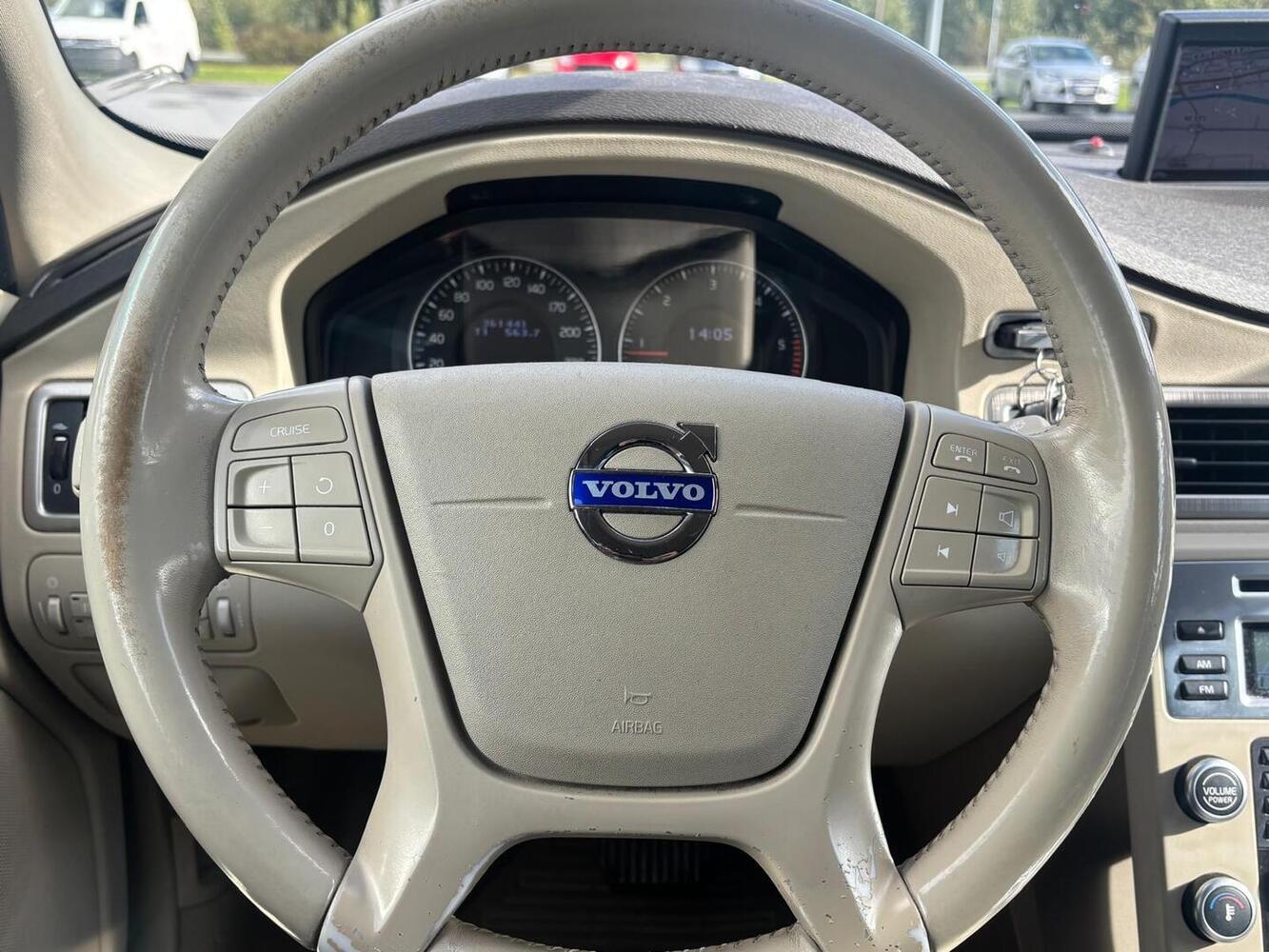 Volvo V70 vaihtoauto