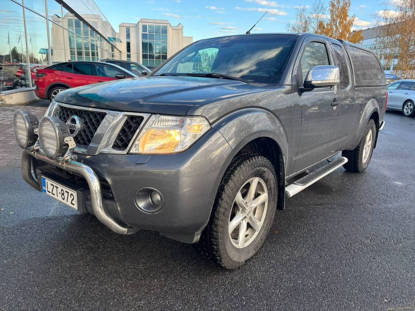 Nissan Navara vaihtoauto