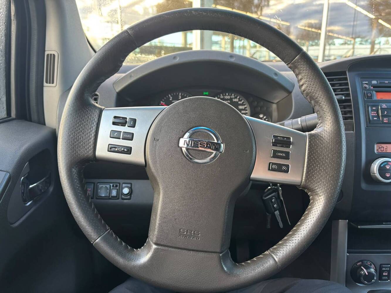 Nissan Navara vaihtoauto