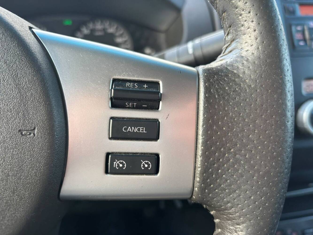 Nissan Navara vaihtoauto