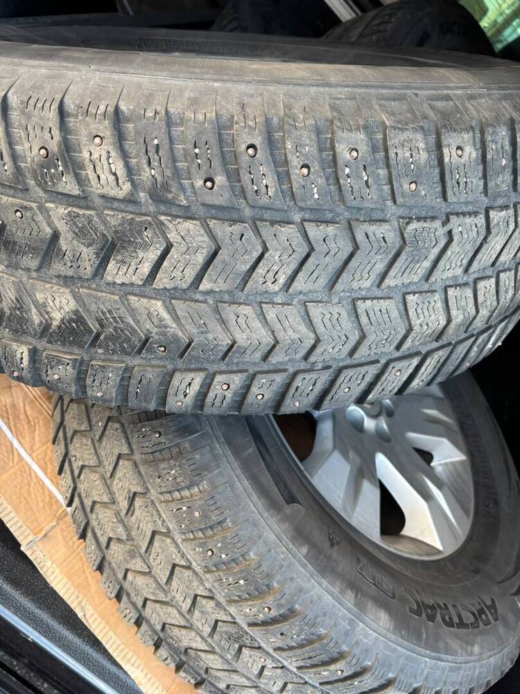 Nissan Navara vaihtoauto
