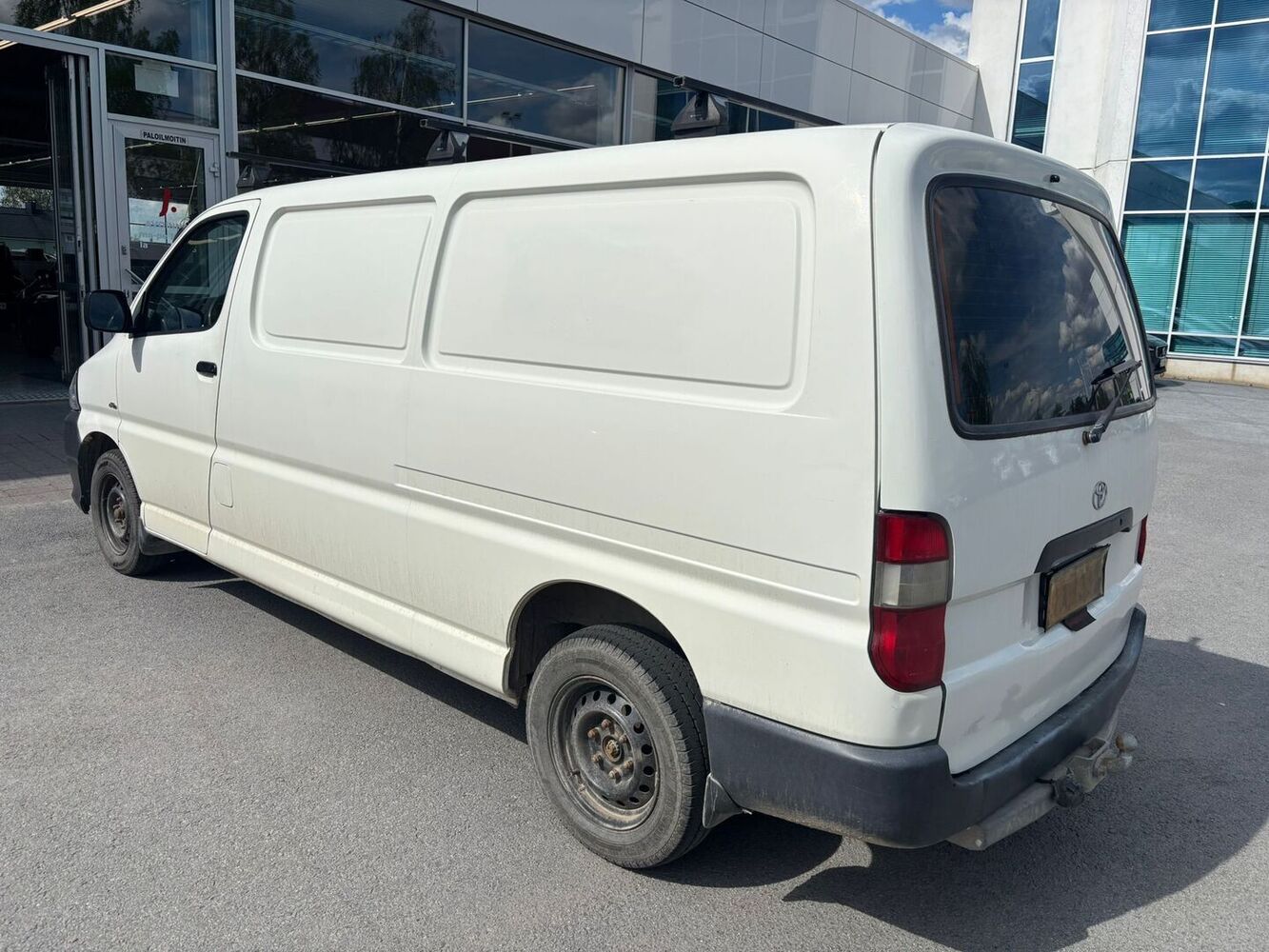 Toyota Hiace vaihtoauto