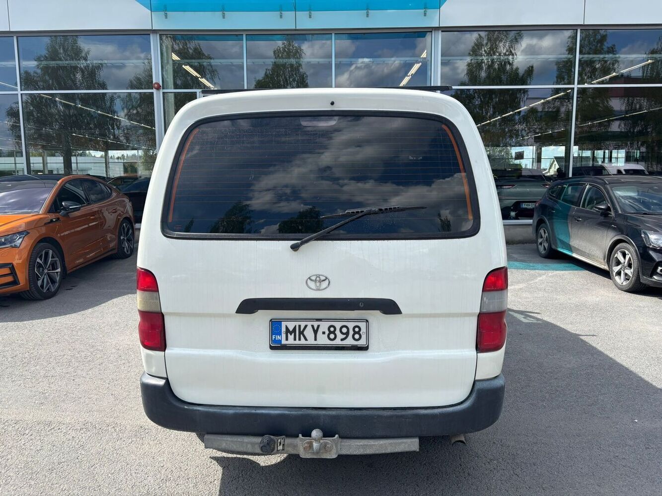 Toyota Hiace vaihtoauto