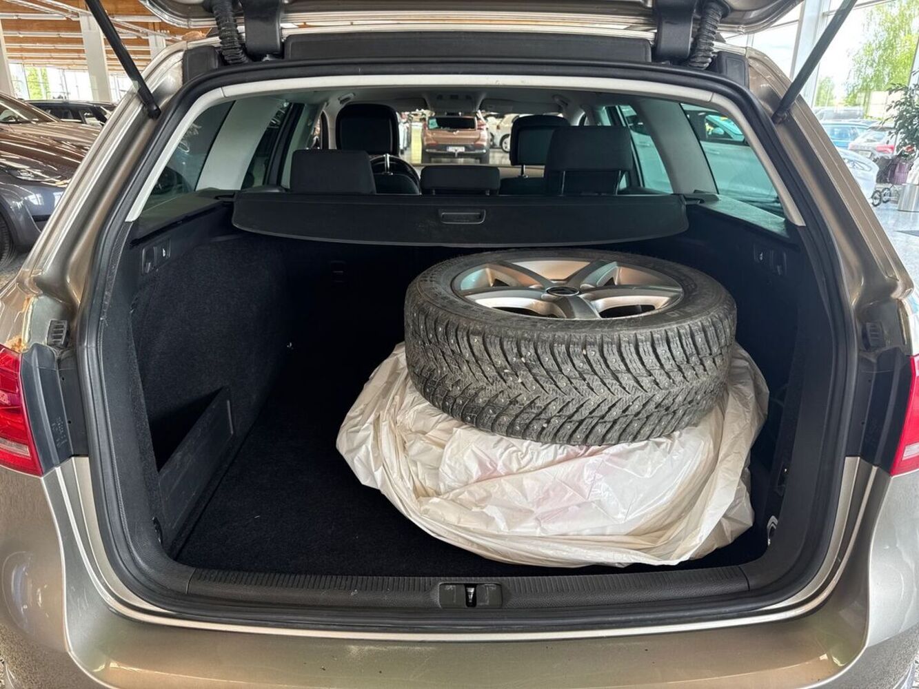 Volkswagen Passat vaihtoauto