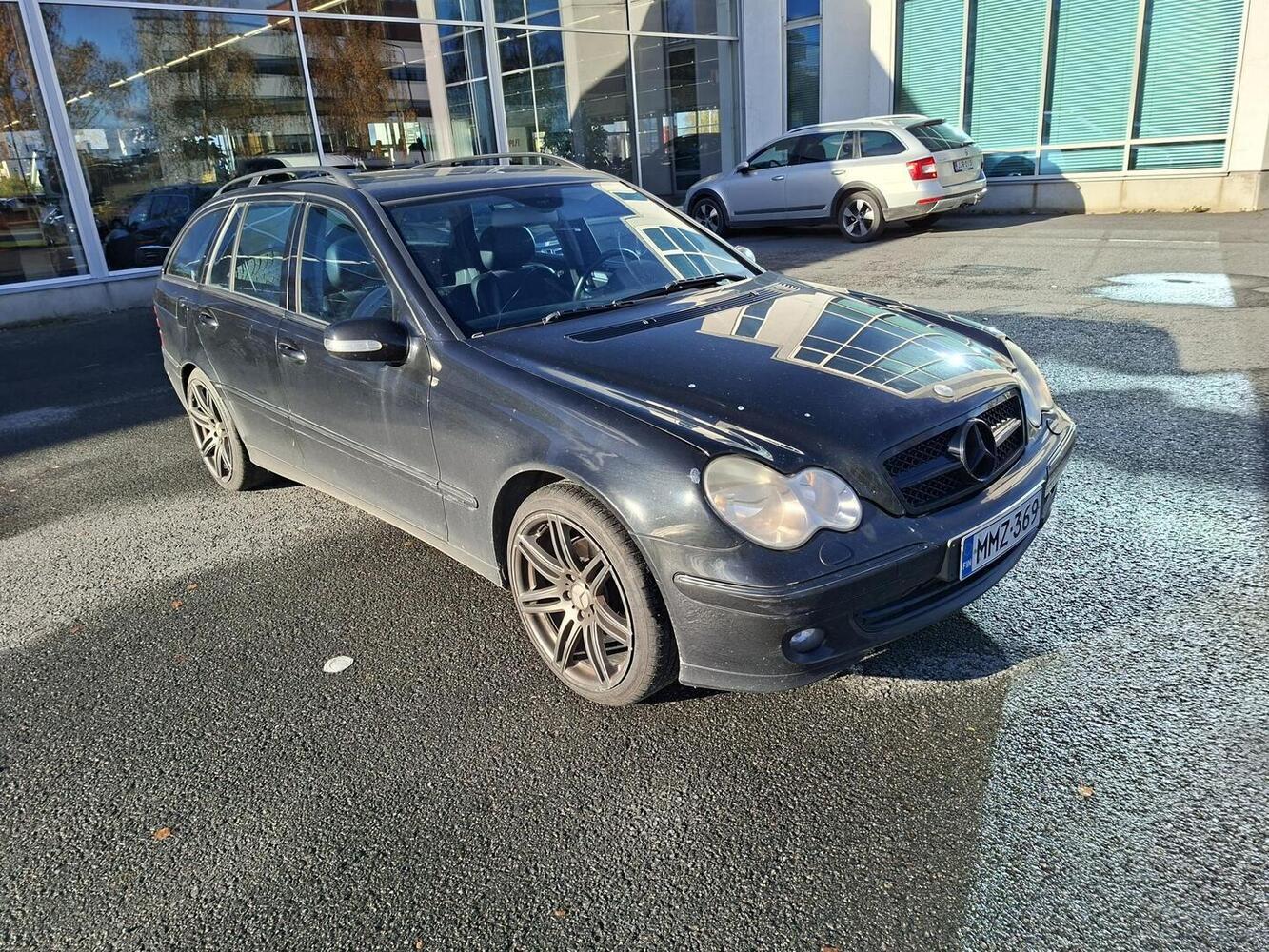 Mercedes-Benz C vaihtoauto