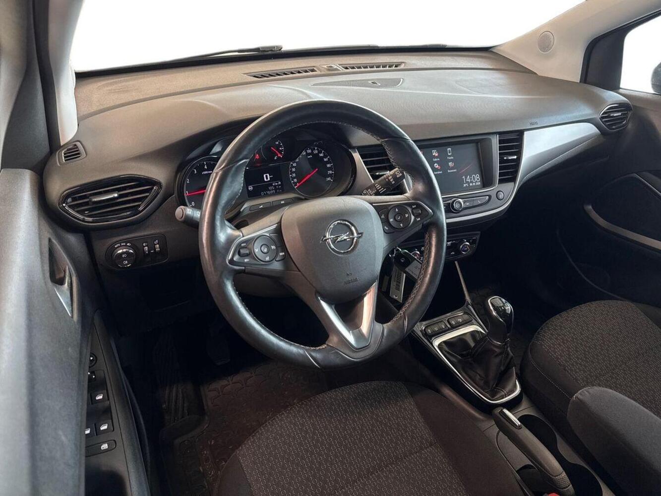 Opel Crossland X vaihtoauto