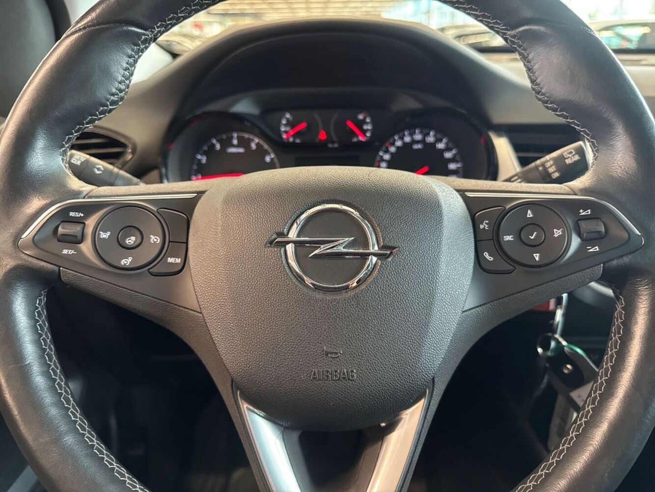 Opel Crossland X vaihtoauto