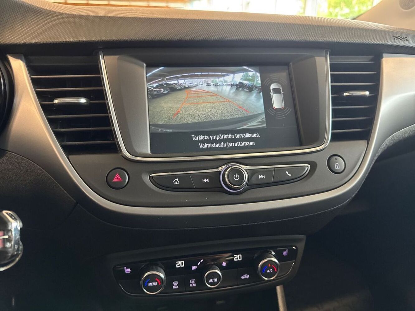 Opel Crossland X vaihtoauto