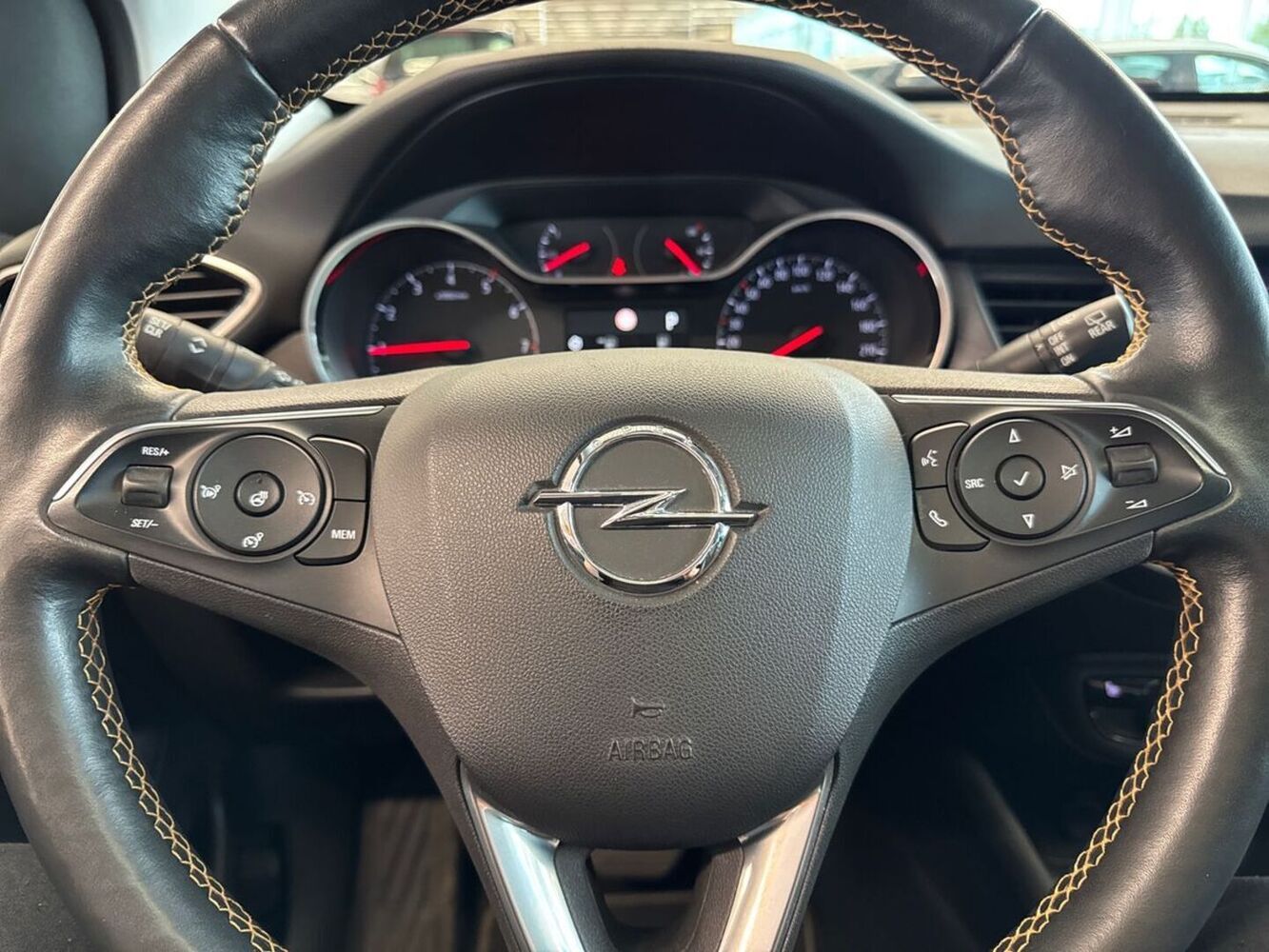 Opel Crossland X vaihtoauto