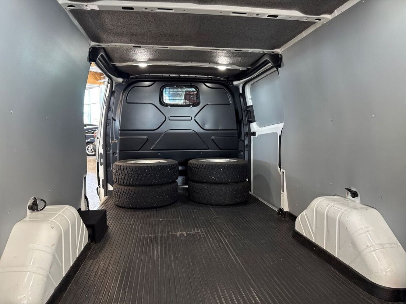 Ford Transit Custom vaihtoauto